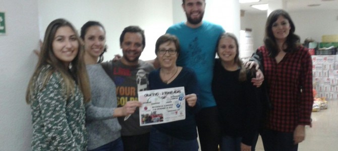 Gran recogida de alimentos organizada por el Movimiento Juvenil Salesiano de Alicante